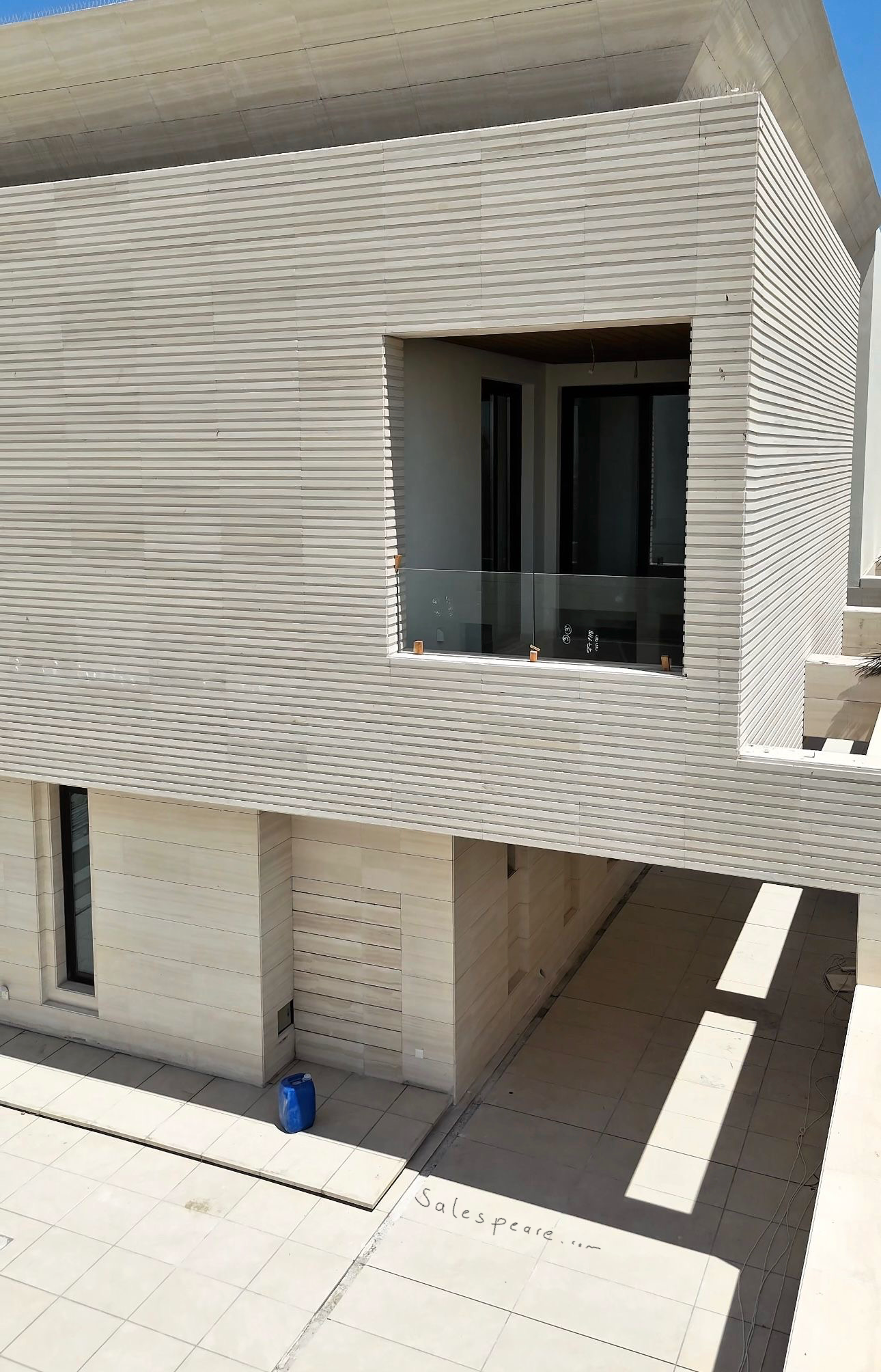 limestone tiles white