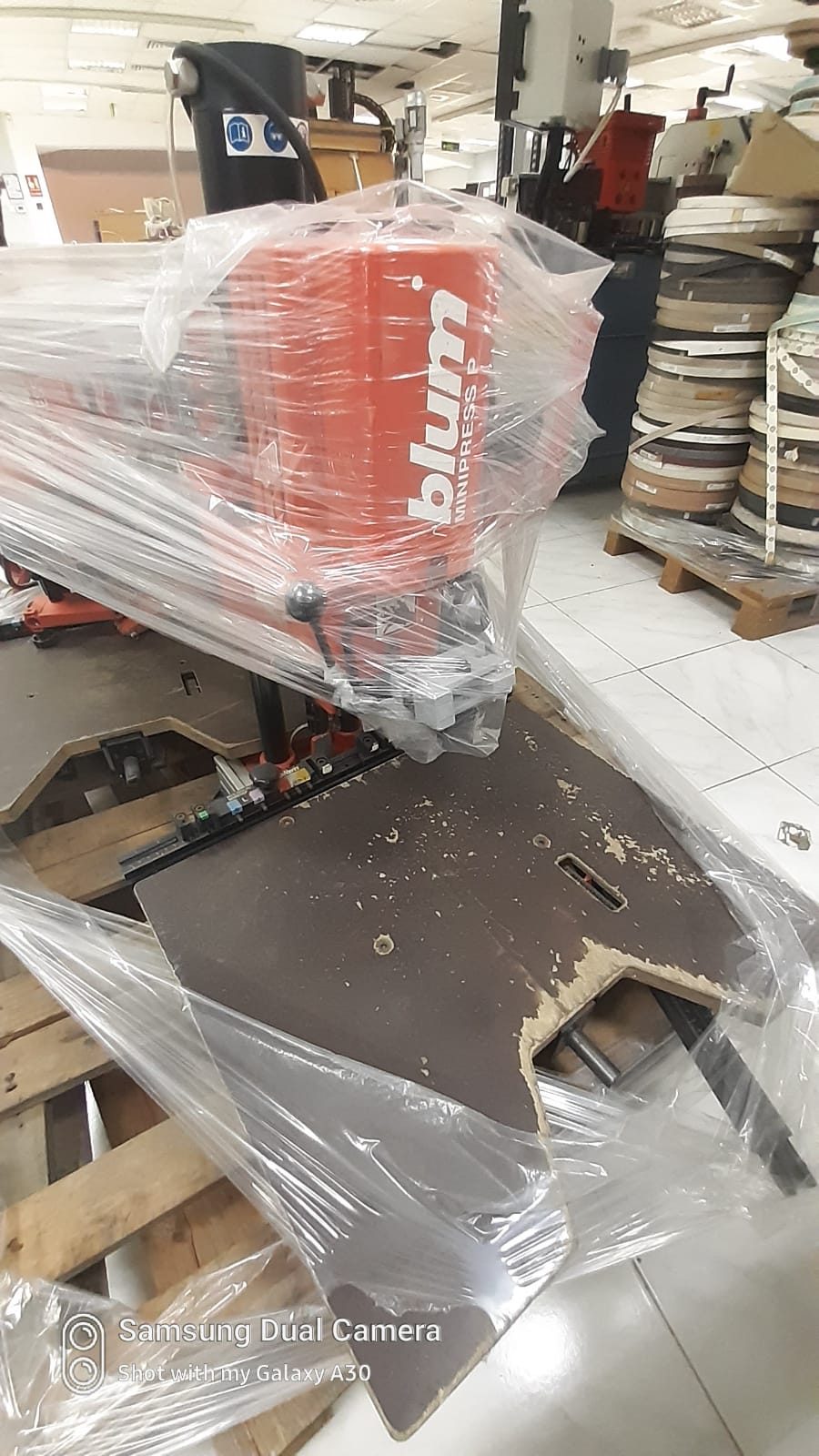 Used woodworking machine for sale in Sharjah UAE